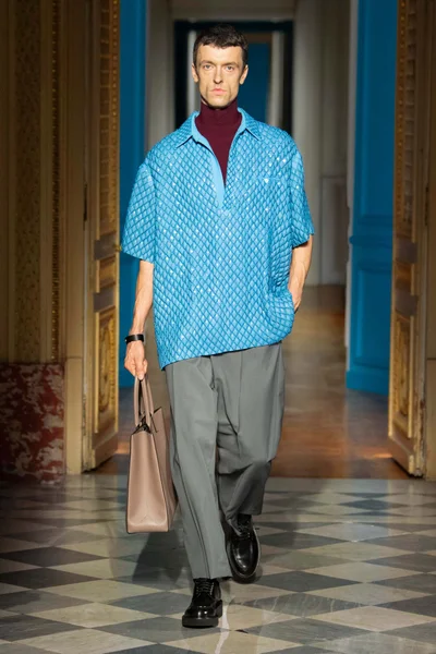 Look 36